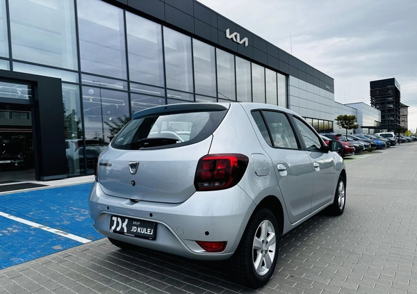 Dacia Sandero cena 38900 przebieg: 39100, rok produkcji 2019 z Gdańsk małe 106